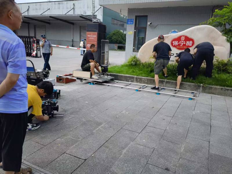 仲巴县广告片拍摄公司核心优势：全流程服务，让品牌广告片省心更出彩