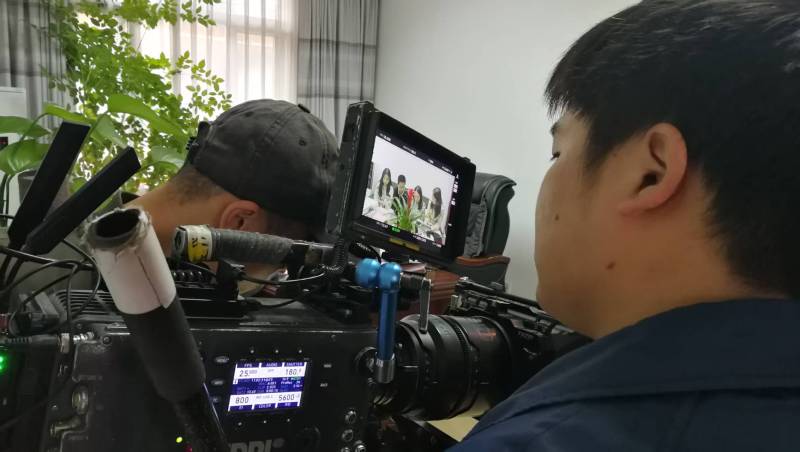 剧本杀式体验：仲巴县广告片拍摄公司构建沉浸式消费决策路径
